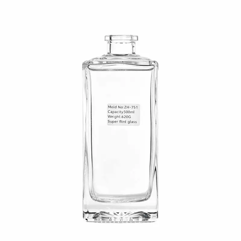 Personalized Square Flint Glass Liquor Vodka Bottle With Created Carved Bottom 500ml