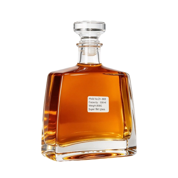 Superior Super Flint Trapezoidal Flat XO Brandy Glass Bottle With Glass Lid 500ml